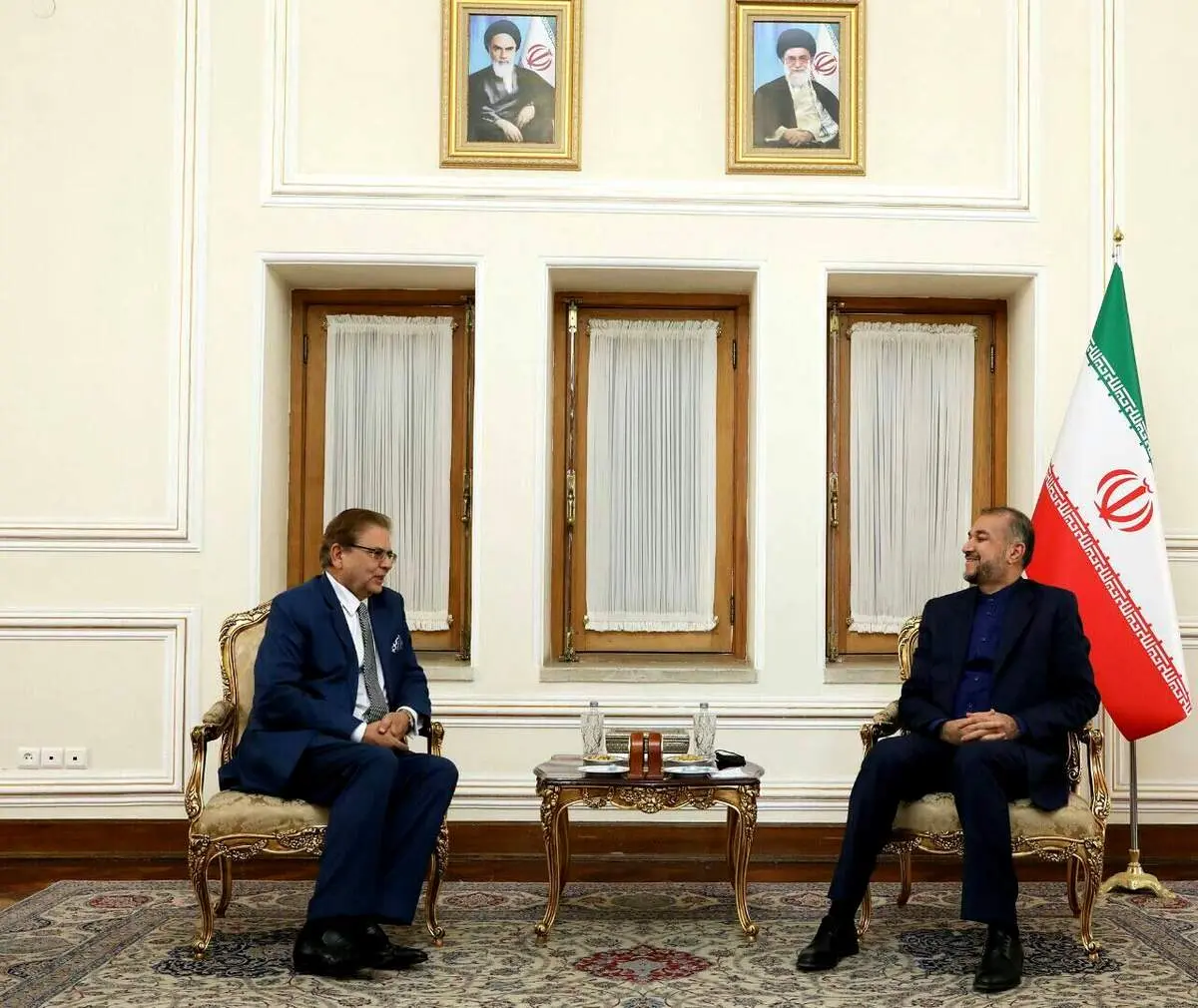 امیرعبداللهیان: بیش از یک و نیم میلیون نفر پس از به قدرت رسیدن طالبان به ایران آمدند