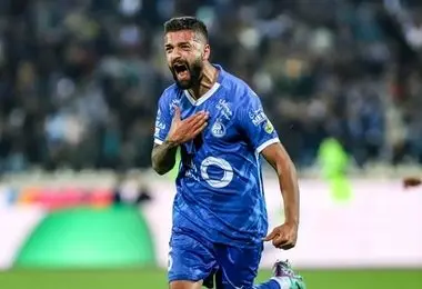 آرمین سهرابیان و مجموعه‌ای تمام نشدنی از جنجال‌ها!