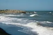 سلفی عجیب و غریب یک پسر با سیل+ عکس