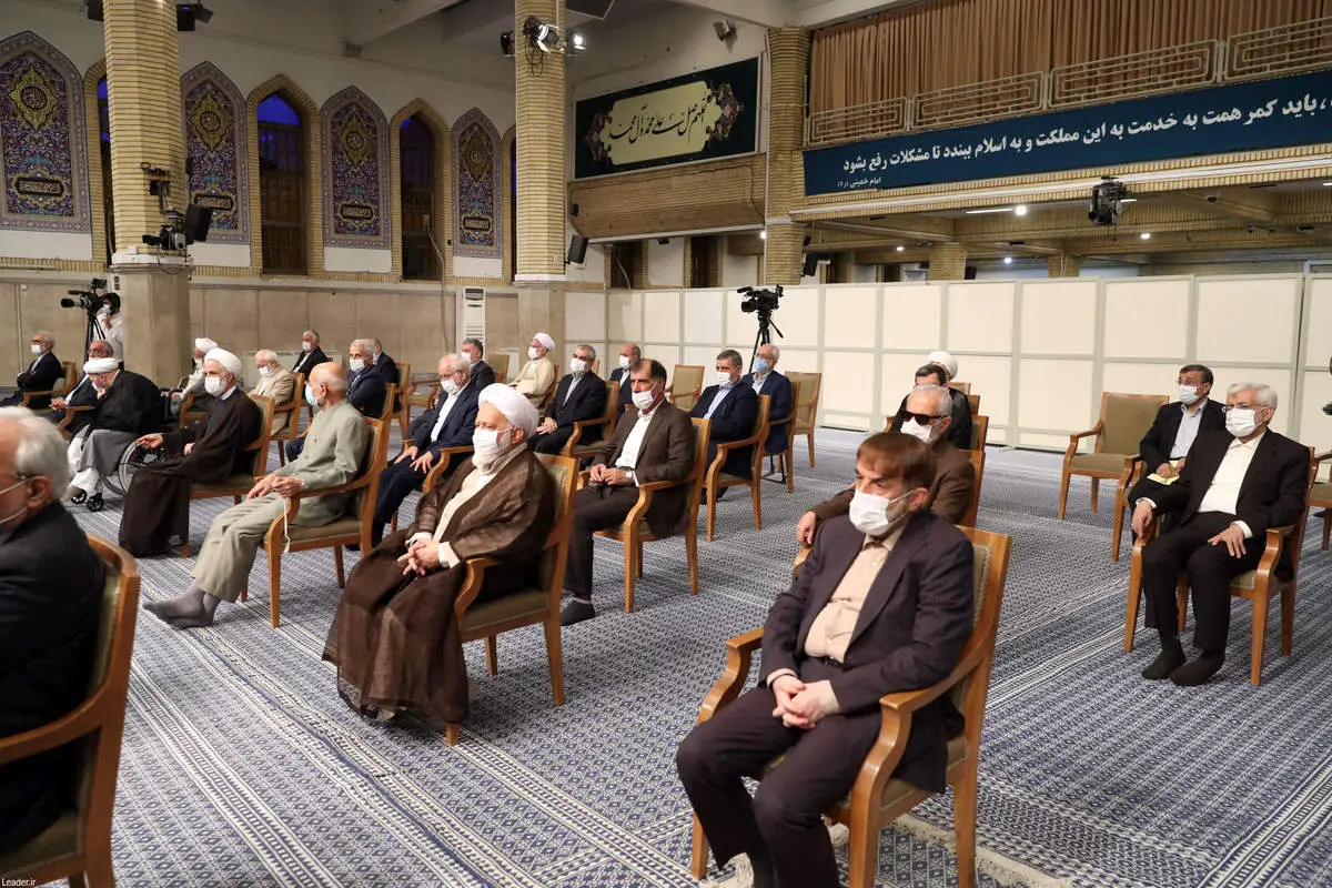 احمدی نژاد به دیدار رهبری رفت+ببینید