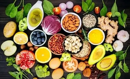 نشانه‌هایی خطرناک روی مواد غذایی؛ در صورت مشاهده به سطل زباله بی‌اندازید