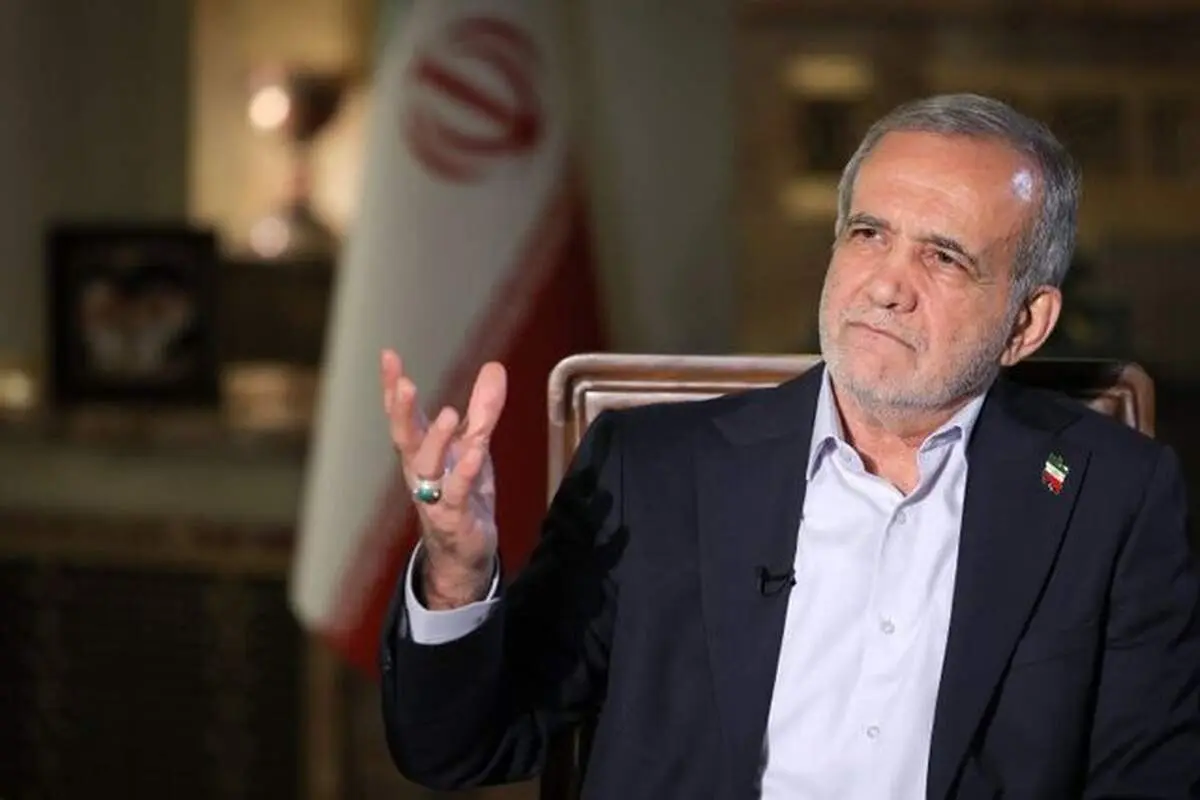 گفت‌وگوی آزاد پزشکیان با عبدالله گنجی، علیرضا معزی و محمدعلی ابطحی 