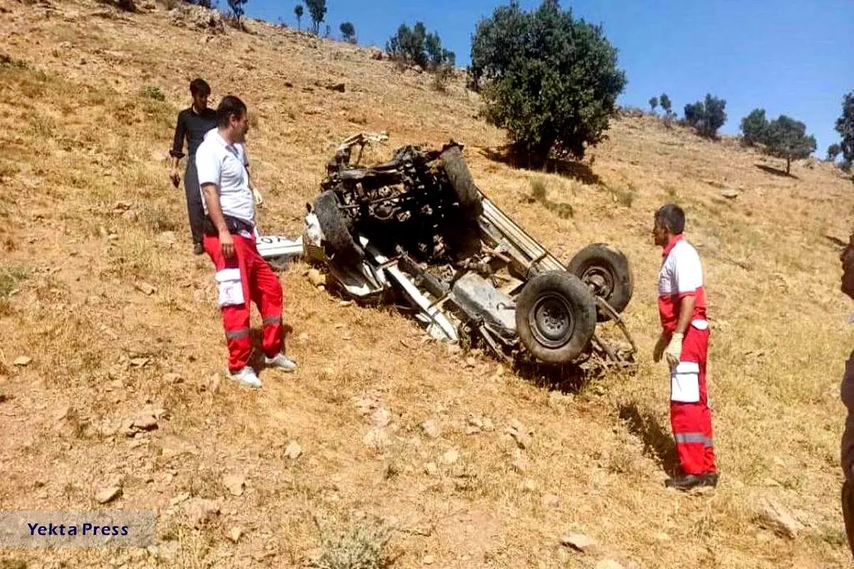 مرگ تلخ 4 نفر در حادثه سقوط خودروی میلیاردی به ته دره