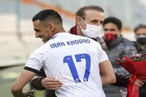 خیال هواداران راحت شد/ بازیکن پرسپولیس تمدید کرد