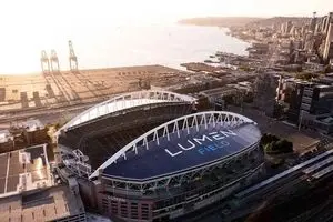 همجسنگراها روی سکوی ورزشگاه برنامه دارند