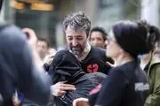 نویسنده و پزشک ایرانی که برانداز شد