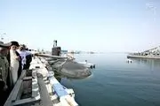 حضور رهبر انقلاب در کرانه خلیج فارس| دست‌ نوشته‌ رهبری در دفتر یادبود ناوشکن جماران
