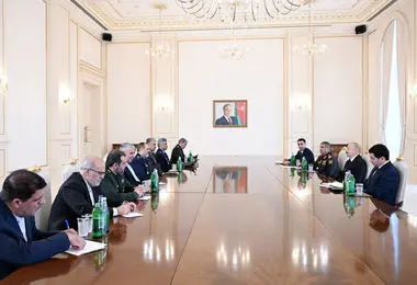 رایزنی وزیر دفاع ایران با علی‌اف در باکو 