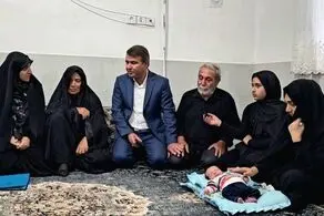 معاون رئیس‌ جمهور به دیدار خانوادهٔ میثم معینی رفت