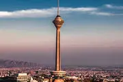 شکار لحظه هولناک برخورد صاعقه به برج میلاد/ ویدئو