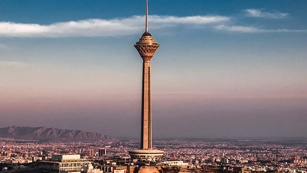 برج میلاد امشب خاموش است؛ پل طبیعت هم همینطور!