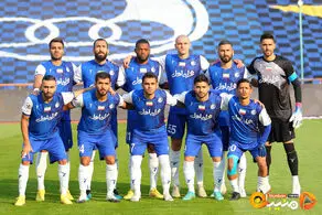 حمله دسته جمعی بازیکنان استقلال به مدیر باشگاه!