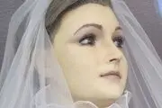 جنازه عروس مرده پشت ویترین فروشگاه لباس عروس!