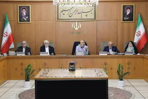 هیچ موضوعی نباید بر معیشت مردم ترجیح یابد/ اگر دغدغه مردم را داریم باید در هر تصمیم مسئولانه عمل کنیم