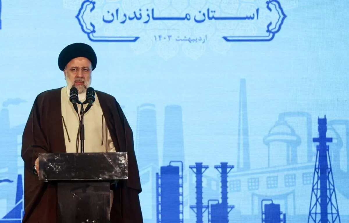 رئیسی: حمایت‌ها و رهنمود‌های مراجع و علما را قوت قلب و چراغ راه دولت مردمی می‌دانیم