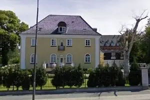 سفارت ایران پاسخ نشریه دانمارکی را داد 