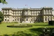 استقبال فرانسه از سفر عراقچی به پاریس