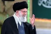 اقامه نماز ظهر امروز جمعی مدال‌ آوران علمی ایران به امامت رهبر انقلاب