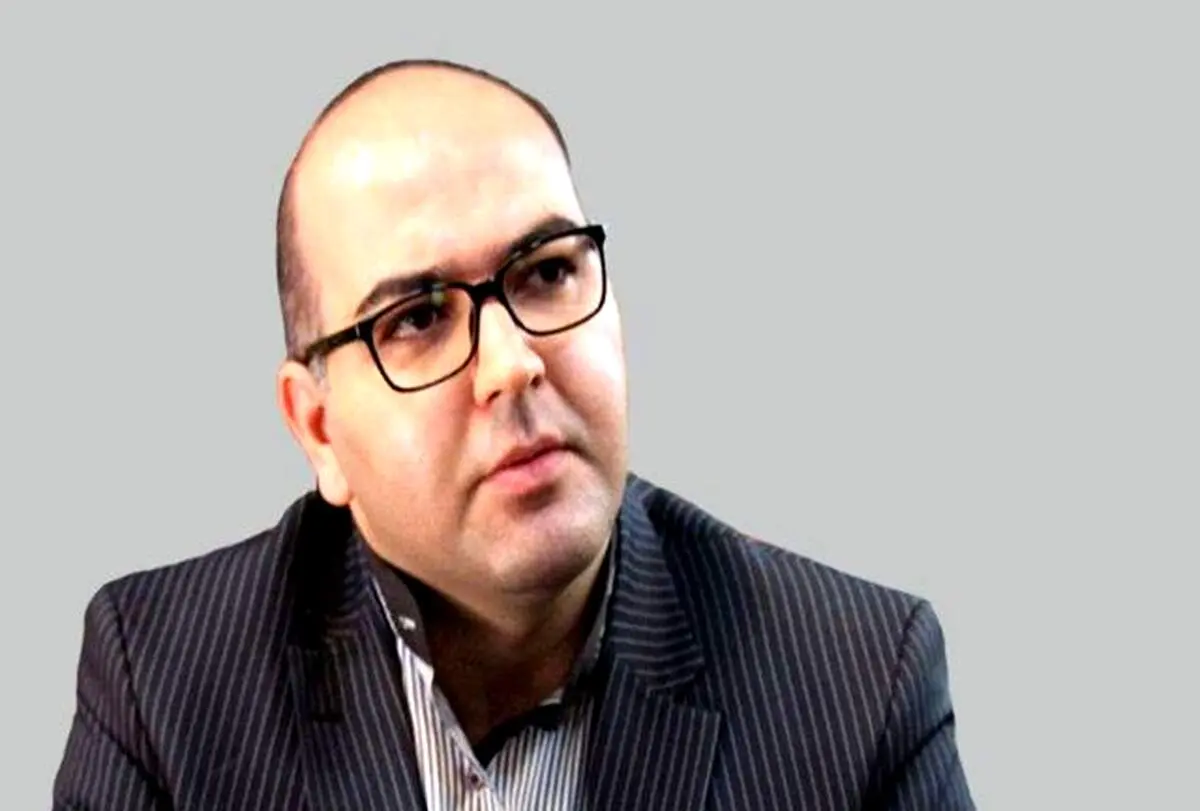 یک کارشناس خطاب به علی باقری: وظیفه دیپلمات مداخله در کار نظامیان نیست