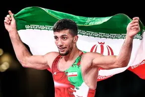 لقب بی‌نظیر اتحادیه جهانی کشتی به پهلوان ایرانی