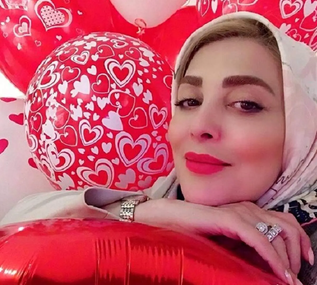 ژیلا صادقی بعد از رفتن از صداوسیما مدل اروپایی شد!/ تصاویر عجیب