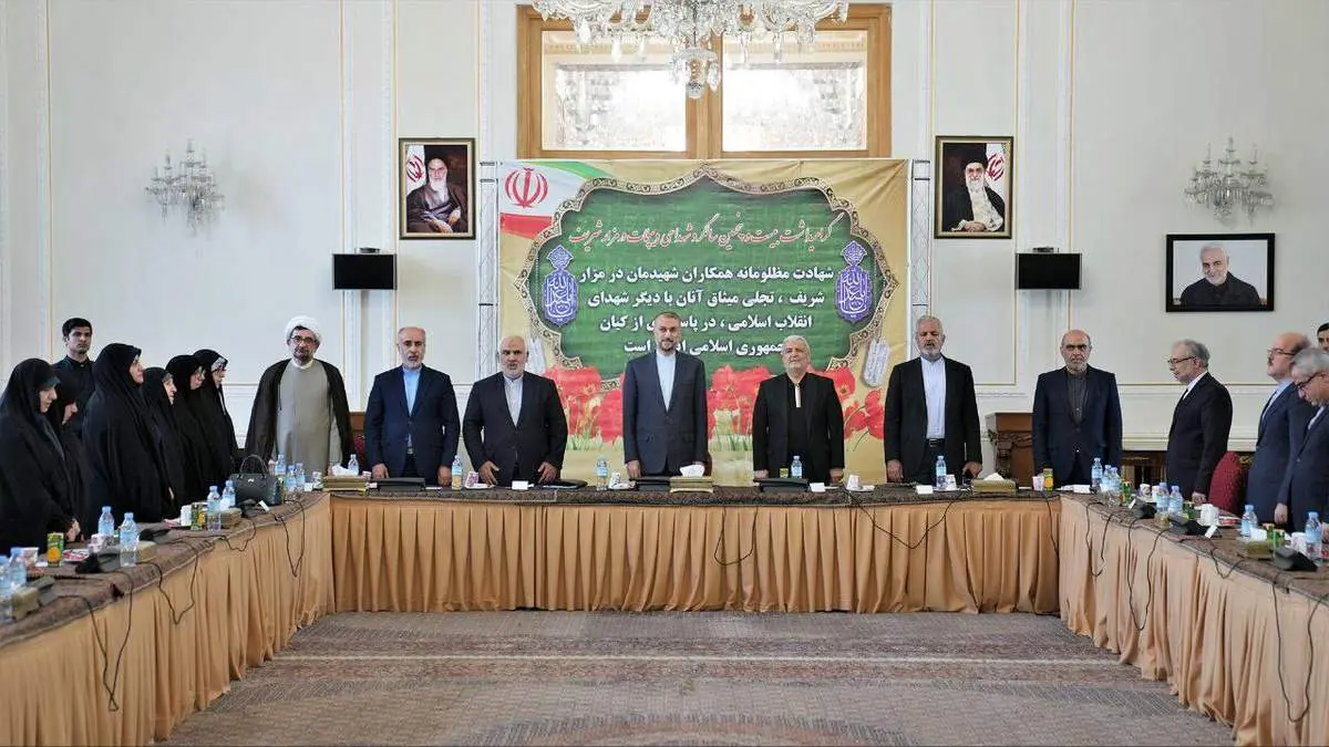 سالگرد شهادت ٨ دیپلمات شاغل در سرکنسولگری ایران در مزار شریف برگزار شد