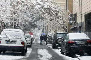 آغاز بارش شدید برف و یخبندان در ۲۲ استان/ جاده های درگیر کولاک