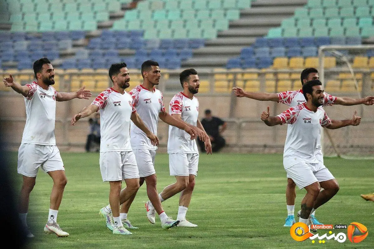 آغاز شکاف در پرسپولیس/تنها یک نفر پول گرفته!