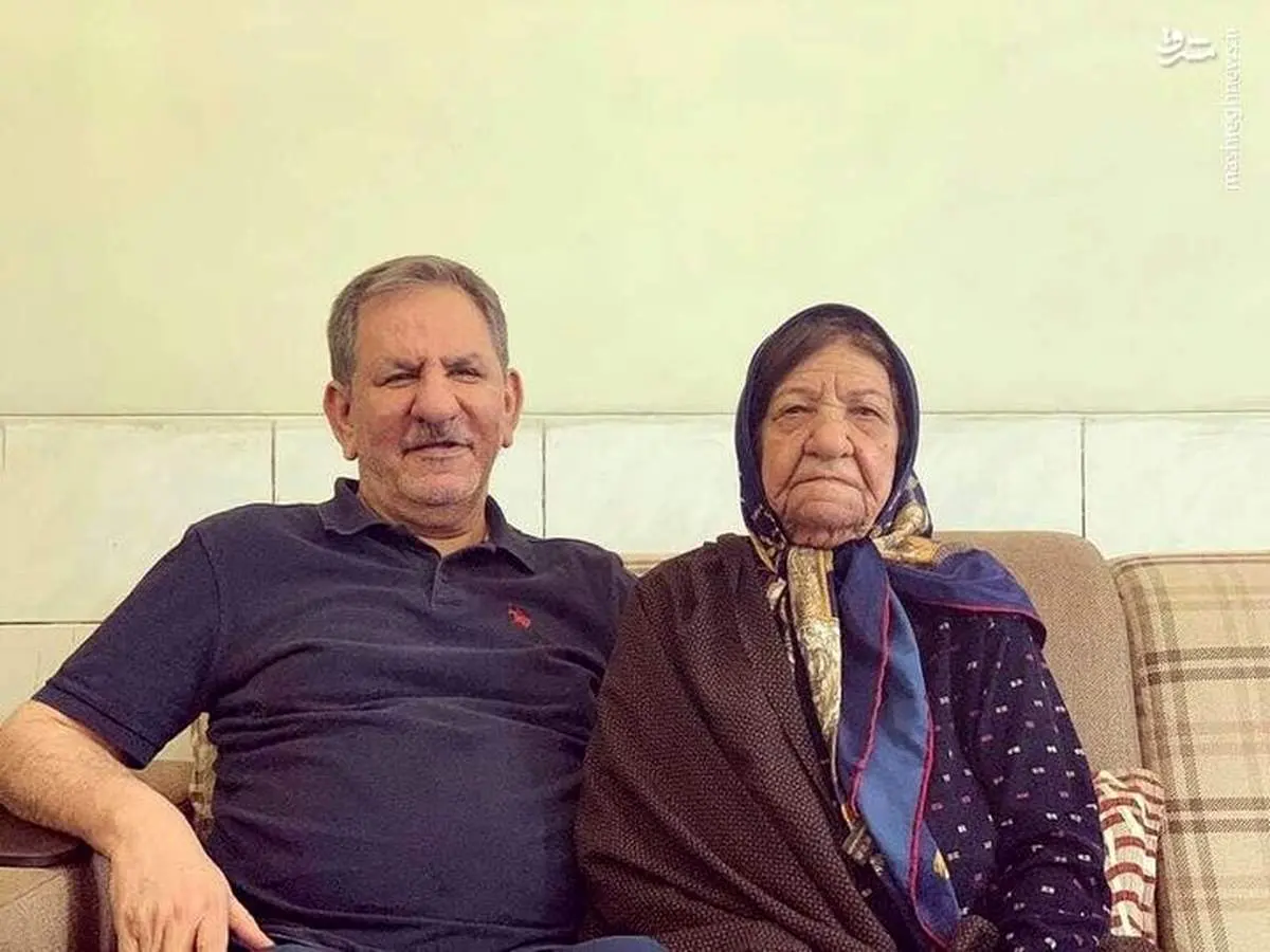 دلنوشته دردناک اسحاق جهانگیری در سوگ مادرش 