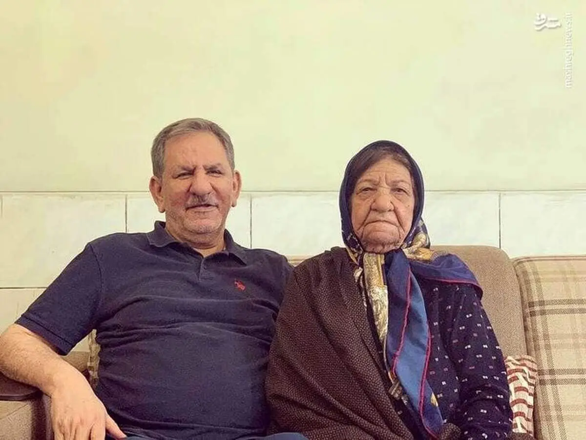 دلنوشته دردناک اسحاق جهانگیری در سوگ مادرش 