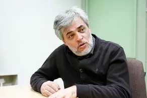 فعال سیاسی اصولگرا: صداوسیما شامورتی بازی بلد است