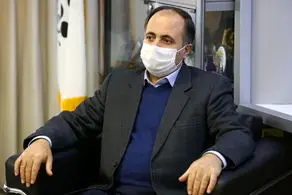 مردم باید هزینه دلدادگی سیاسی مجلس و دولت را بپردازند 