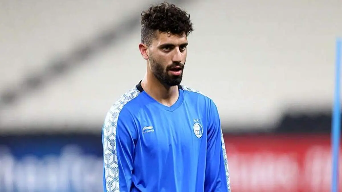 پا در میانی یک استقلالی برای بخشش مدافع جنجالی