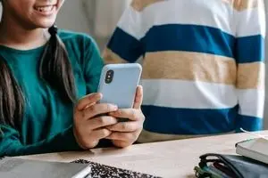 سند «صیانت از کودکان و نوجوانان در فضای مجازی» چه می‌گوید؟