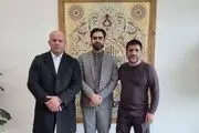 دیدار و عکس یادگاری نماینده تندرو مجلس با علیرضا دبیر + ببینید  