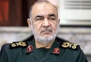 ریحانه سلامی: پدرم علاوه بر تسلط بر انگلیسی و عربی، حافظ کل قرآن و نهج البلاغه بودند