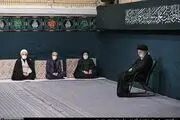 اولین شب عزاداری حضرت فاطمه‌زهرا(س) با حضور رهبر انقلاب
