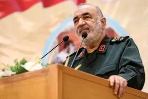 ناو پهپادبر سپاه می‌تواند یکبار سیاره زمین را دور بزند و یکسال مستقل در آب‌های آزاد باقی بماند