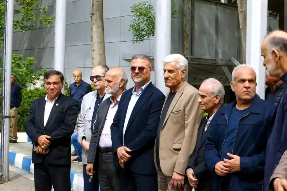 اولویت مدیران استقلال تغییر کرد؛ توقف مذاکره با گزینه های سرمربیگری باشگاه