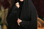 سخنان جنجالی در آنتن زنده/ خانم‌های محجبه اگر ناراحتند، مانتو بپوشند! + فیلم