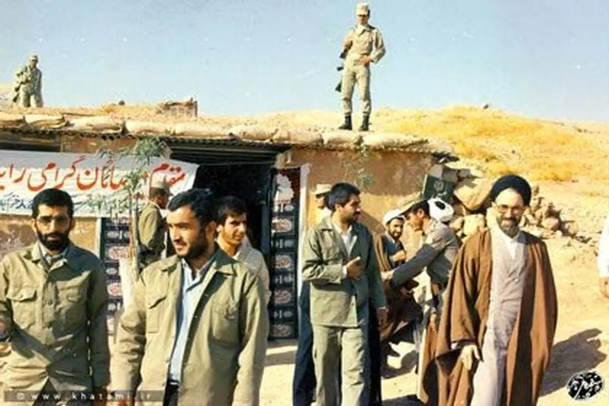 عکسی دیده نشده از خاتمی/ ببینید