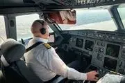 قالیباف در سفر به لبنان خودش خلبان پرواز بود + عکس