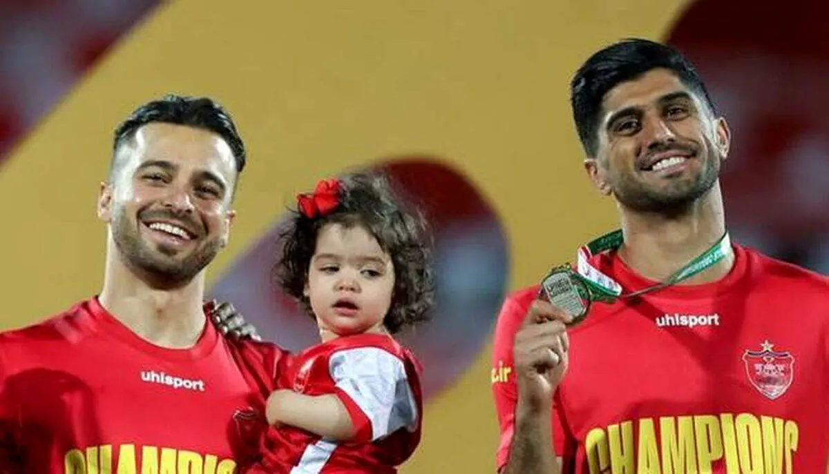 جنتلمن پرسپولیس تمدید کرد