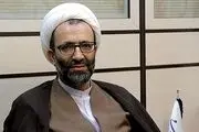 جاده زیرآب محلات به یک قتلگاه تبدیل شده است/ دولت متناقض صحبت نکند! 