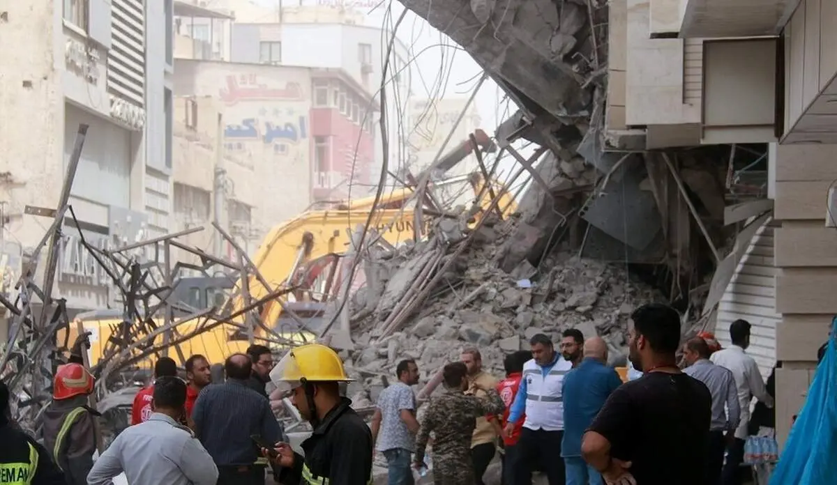 مرگ پنج دانش آموز در حادثه متروپل آبادان