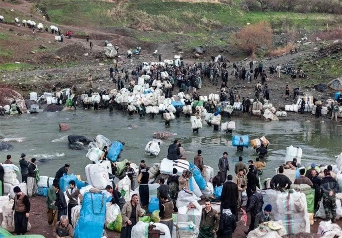 تصاویر تکان دهنده و دردناک از یک کولبر 12 ساله در کوهستان‌های کرمانشاه!+ببینید 