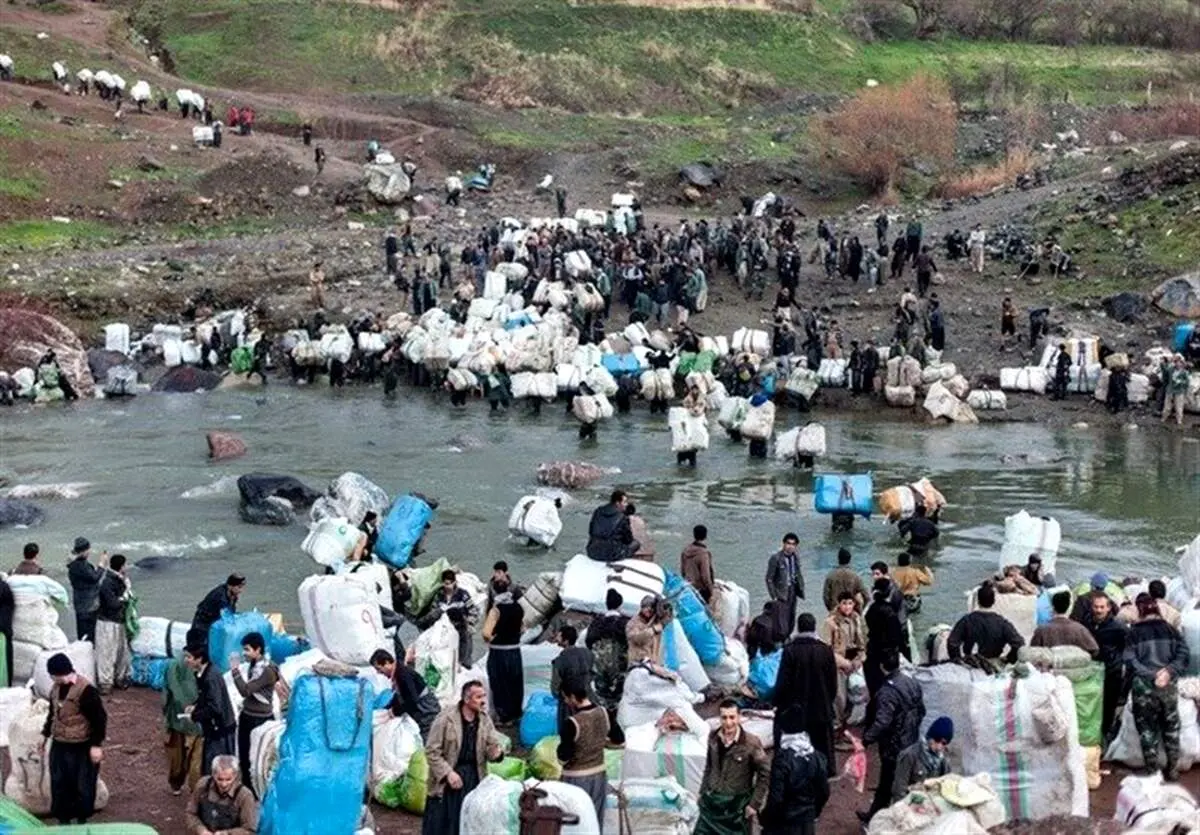 تصاویر تکان دهنده و دردناک از یک کولبر 12 ساله در کوهستان‌های کرمانشاه!+ببینید 