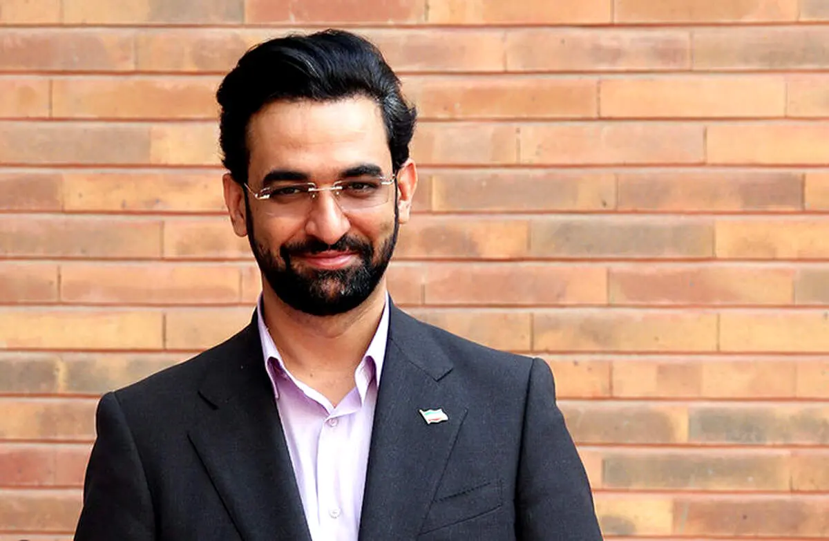 تقدیر آذری‌جهرمی از همکاری محمد مخبر در انتقال دولت
