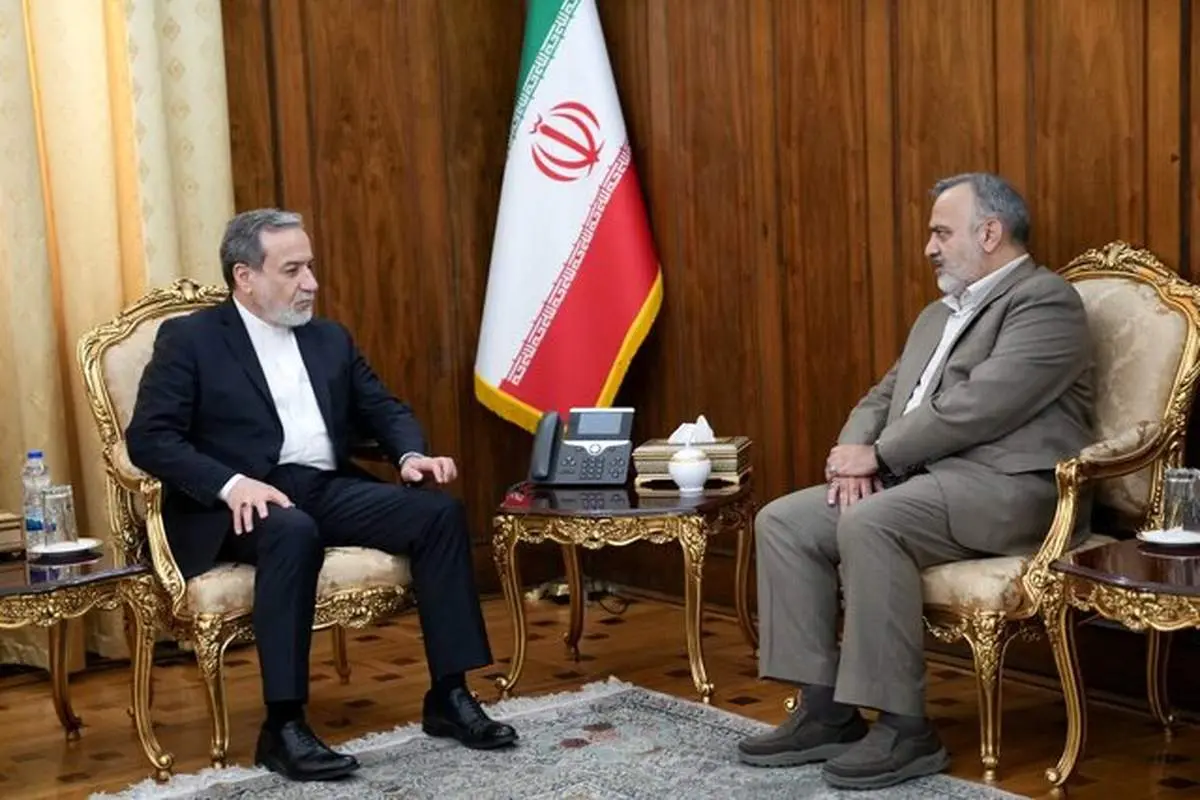 دیدار رئیس جدید سازمان حج و زیارت با عراقچی