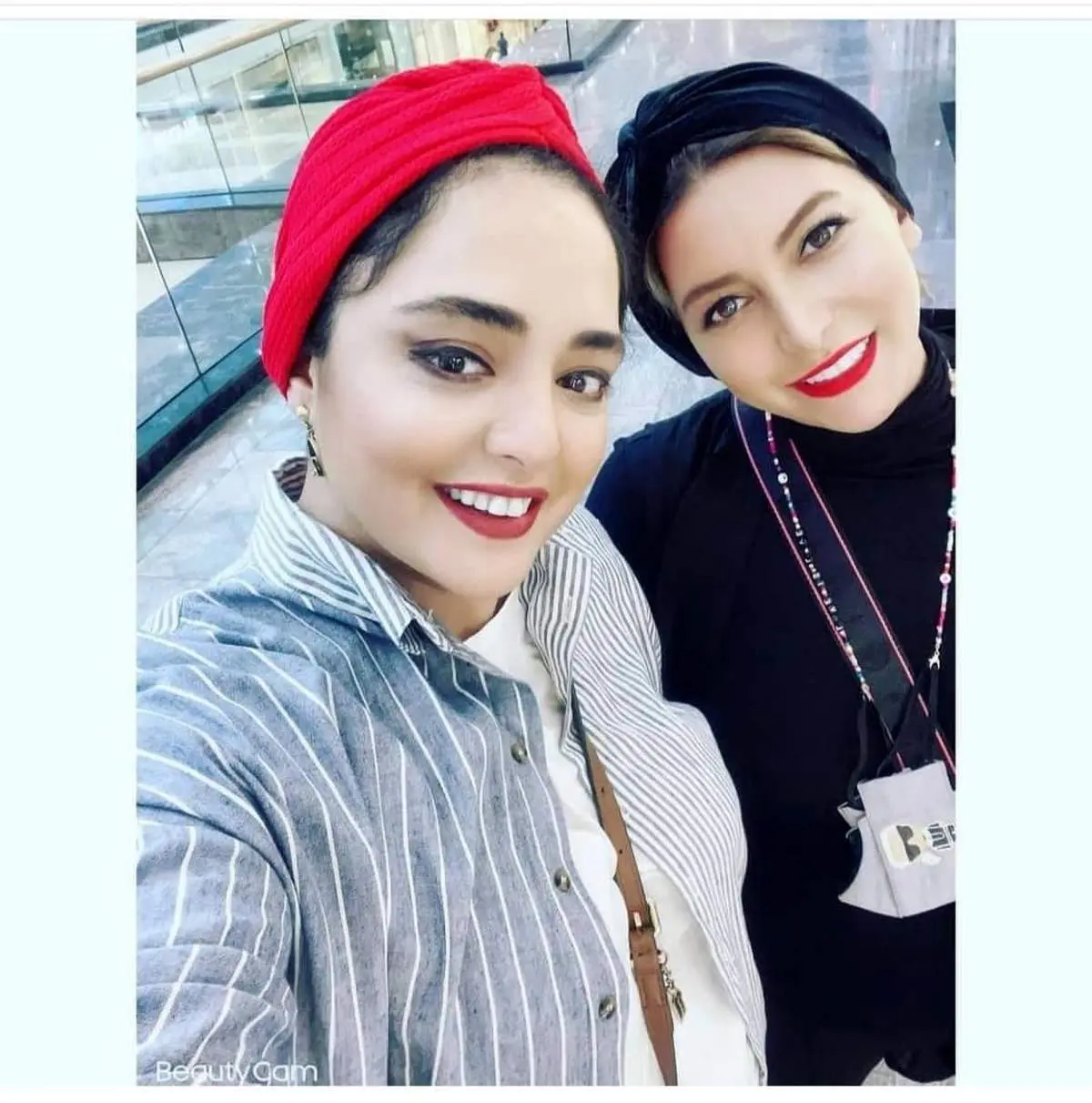 عکس صمیمی بازیگران سریال ستایش در کانادا/ عکس